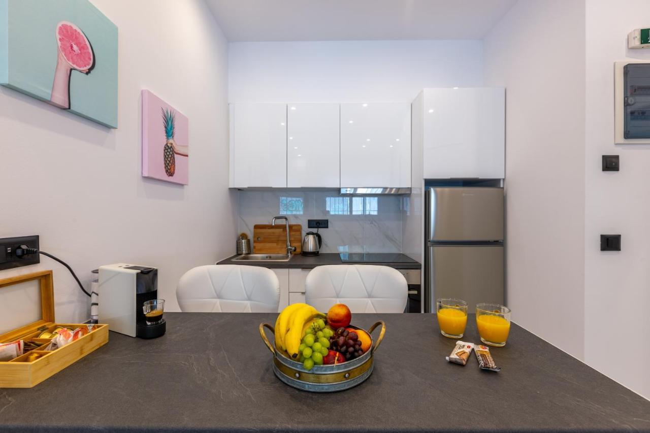 Mandevilia Suites Афины Экстерьер фото