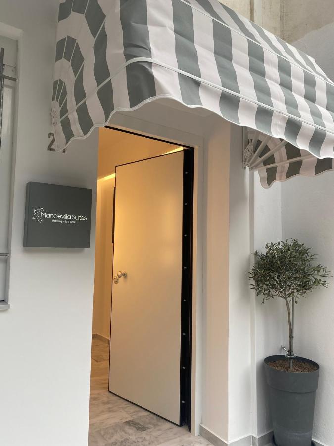 Mandevilia Suites Афины Экстерьер фото